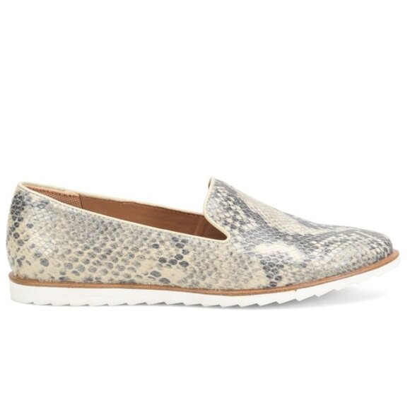 NEW COMFORTIVA Leather Ryen Comfort Slip On Sneakers women snake details 7253m0 - Picture 6 of 11